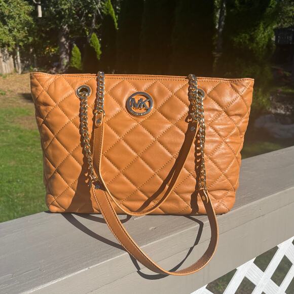 MICHAEL KORS Quilted Leather Tote, Acorn Brown with Gold Accents - Picture 9 of 10